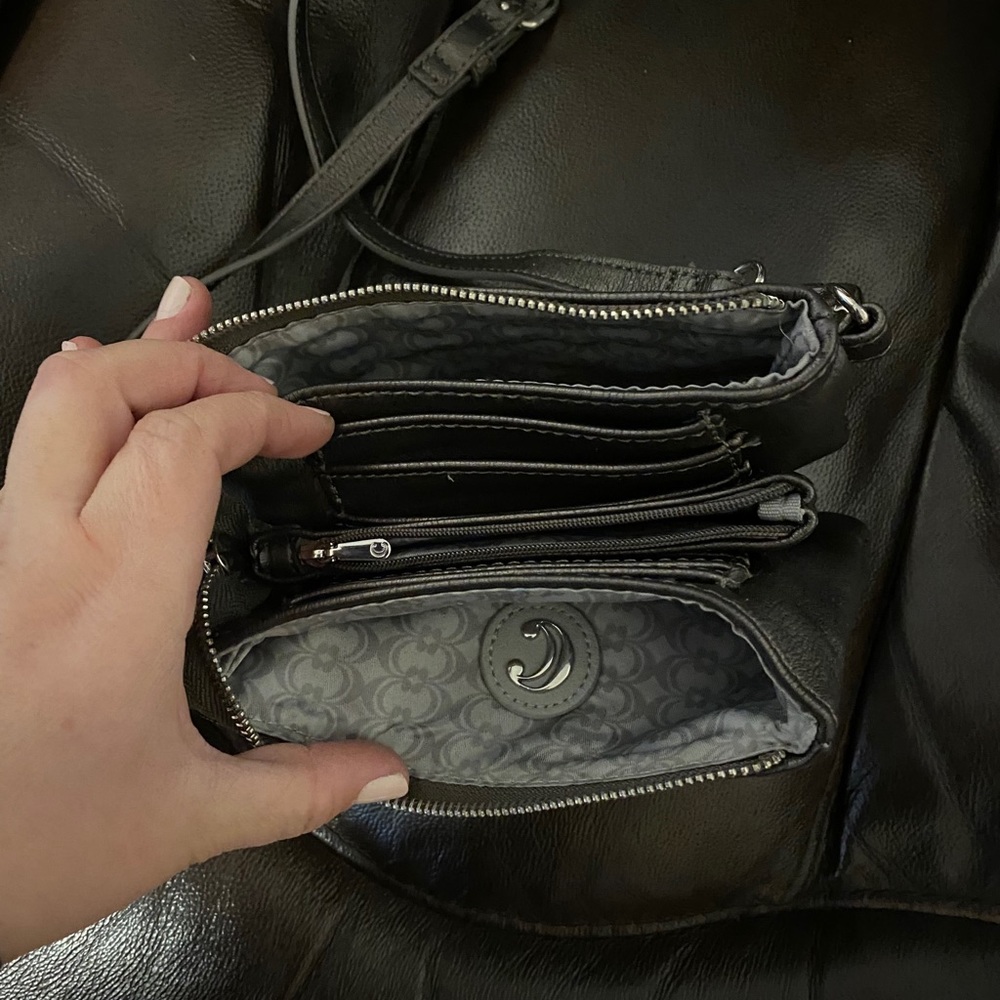 Purse - Picture 3 of 3